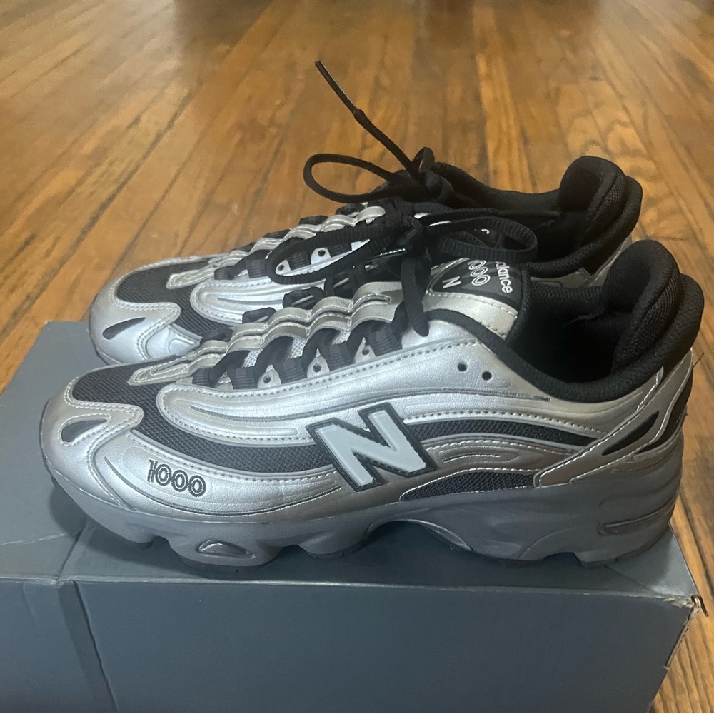 New Balance 1000 Metallic